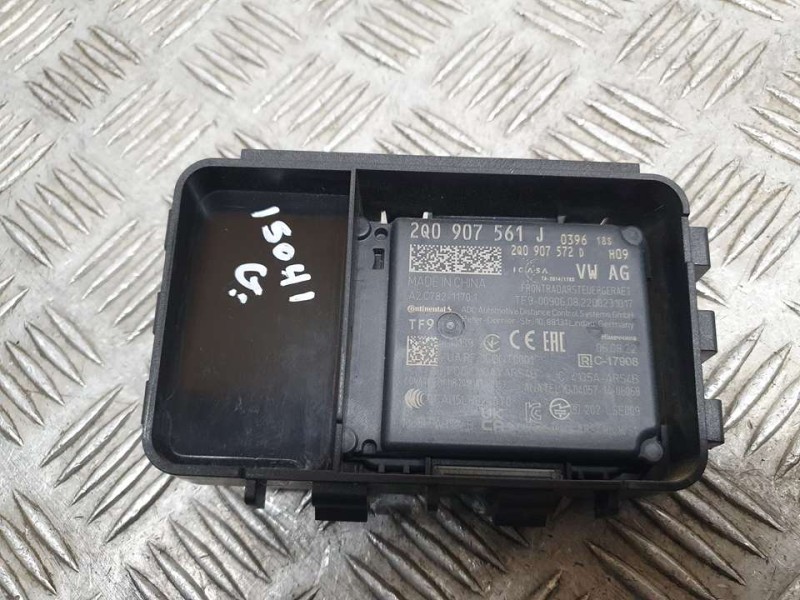 Recambio de sensor para seat ibiza (kj1) style referencia OEM IAM 2Q0907561J A2C78211701 CONTINENTAL RADAR
