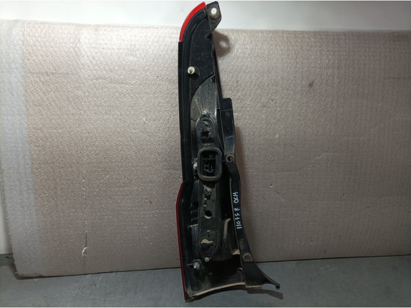 Recambio de piloto trasero derecho para fiat panda (169) 1.2 8v climbing 4x4 referencia OEM IAM 280202  AL