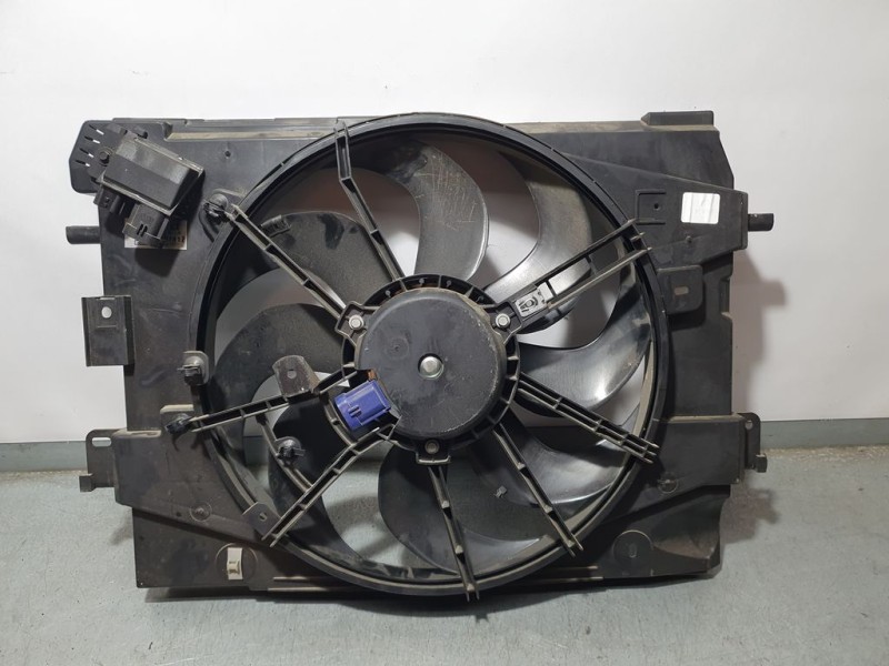 Recambio de electroventilador para renault clio iv dynamique referencia OEM IAM 214816812R 3423362012 AUTOMOTIVE