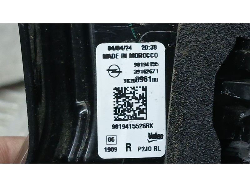 Recambio de piloto trasero derecho interior para opel corsa f (p2jo) 1.2 (68) referencia OEM IAM 9830096180 ROZADO 