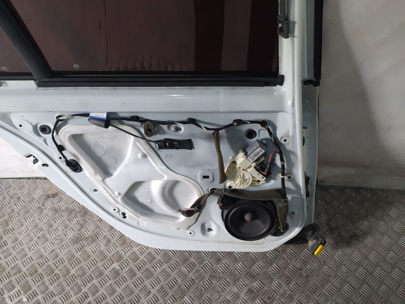 Recambio de elevalunas trasero izquierdo para renault laguna iii dynamique referencia OEM IAM  6 PINS ELECTRICO