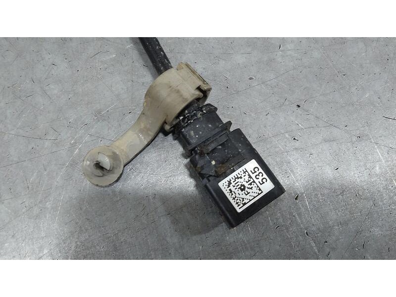 Recambio de sonda lambda para volkswagen polo advance referencia OEM IAM 04e906262  