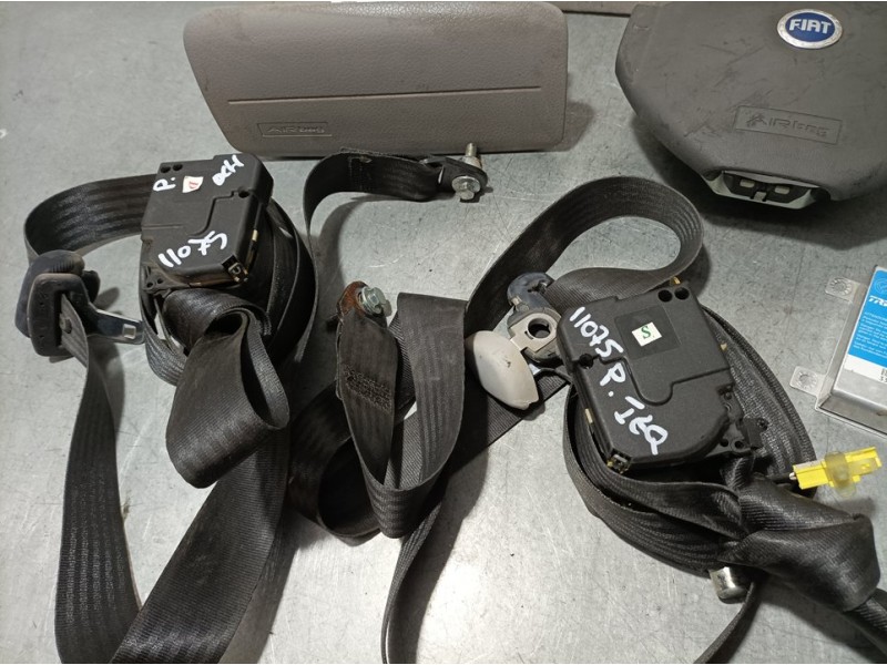 Recambio de kit airbag para fiat panda (169) 1.2 8v climbing 4x4 referencia OEM IAM   AIRBAG CONDUCTOR TOCADO SIN CARRETE