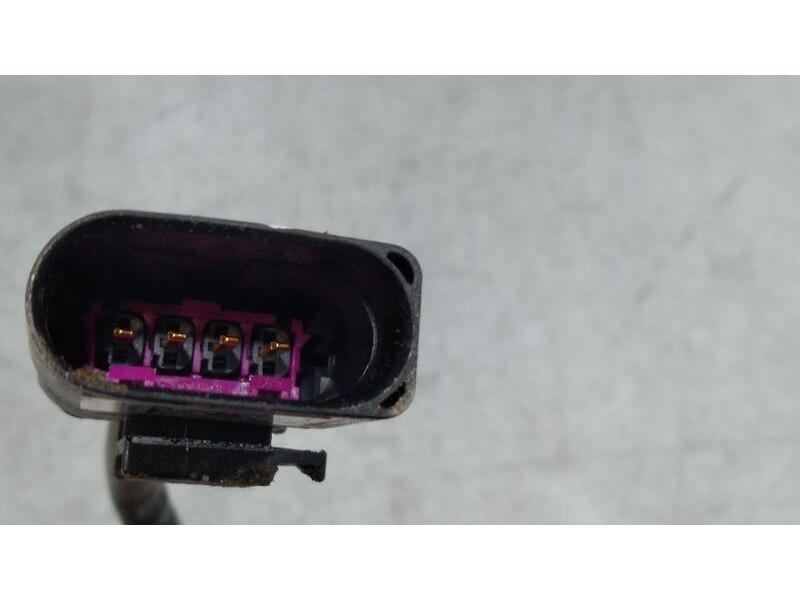 Recambio de sonda lambda para volkswagen polo advance referencia OEM IAM 04e906262  