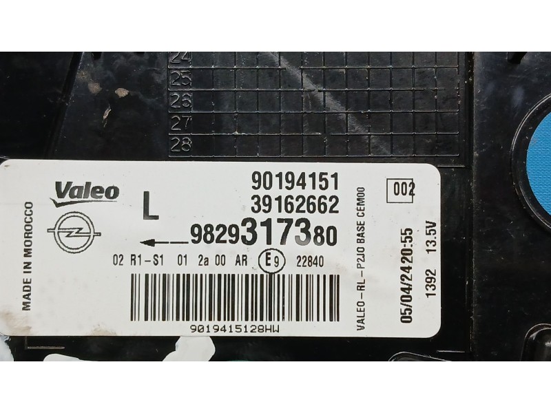 Recambio de piloto trasero izquierdo exterior para opel corsa f (p2jo) 1.2 (68) referencia OEM IAM 9829317380 VALEO 90194151