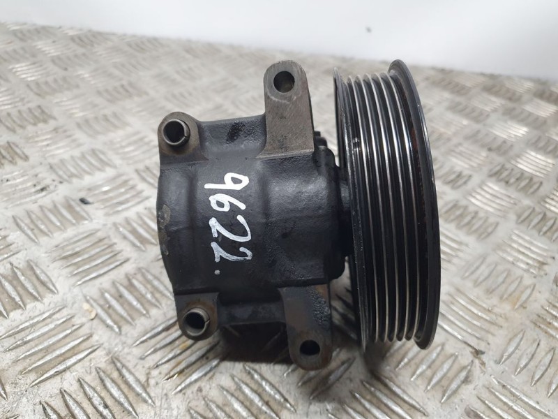 Recambio de bomba direccion para ford focus berlina (cak) ghia referencia OEM IAM SIN REF  