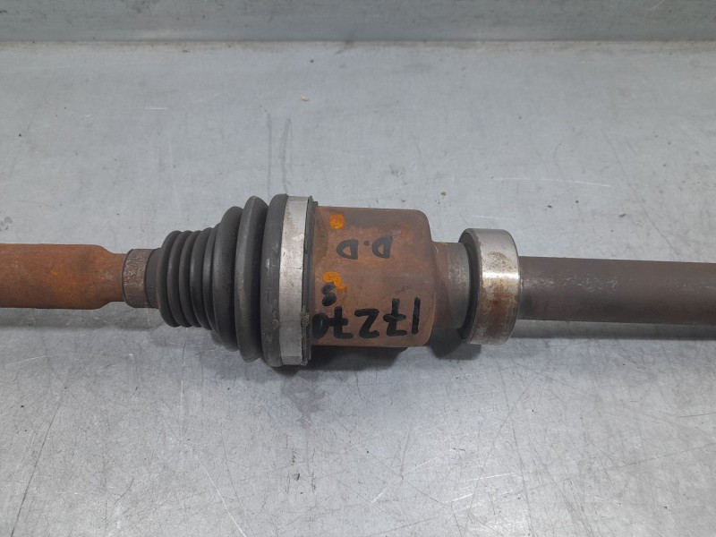 Recambio de transmision delantera derecha para renault megane iv sport tourer (k9a/m/n_) 1.5 blue dci 115 (k9a6) referencia OEM 