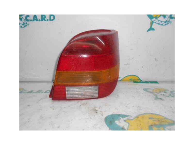 Recambio de piloto trasero derecho para ford fiesta berl./courier surf referencia OEM IAM 7070864  