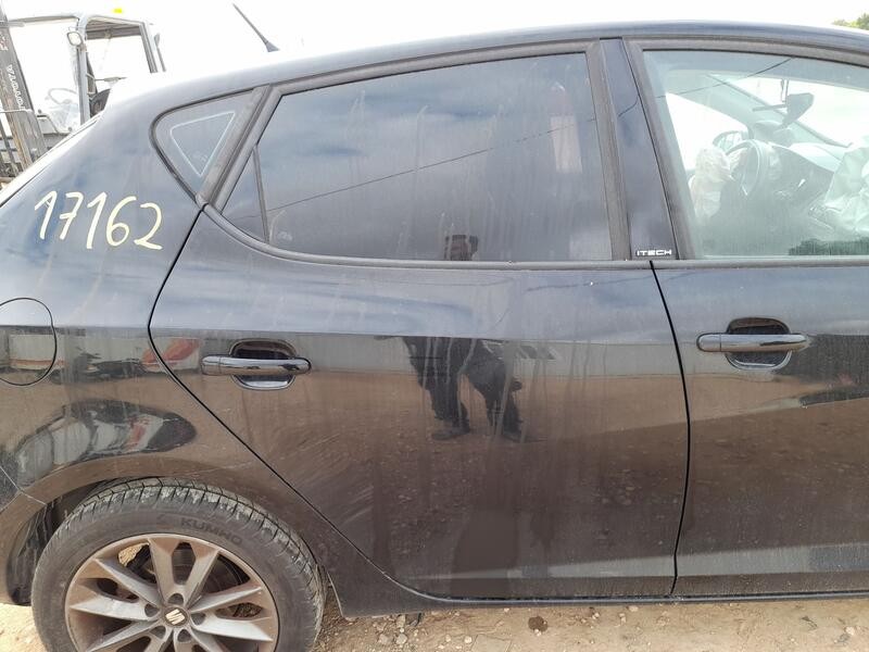 Recambio de puerta trasera derecha para seat ibiza iv (6j5, 6p1) 1.6 tdi referencia OEM IAM 6J4833056  