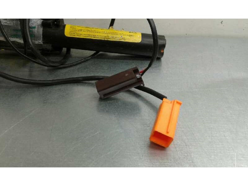 Recambio de pretensor airbag derecho para ford mondeo berlina/familiar (fd) 1.8 16v cat referencia OEM IAM   