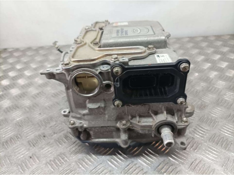 Recambio de convertidor para toyota yaris active hybrid referencia OEM IAM G920052010  