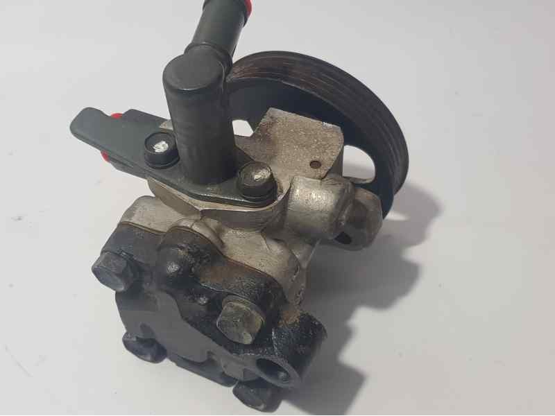 Recambio de bomba direccion para hyundai accent (lc) gls referencia OEM IAM Y8T26  