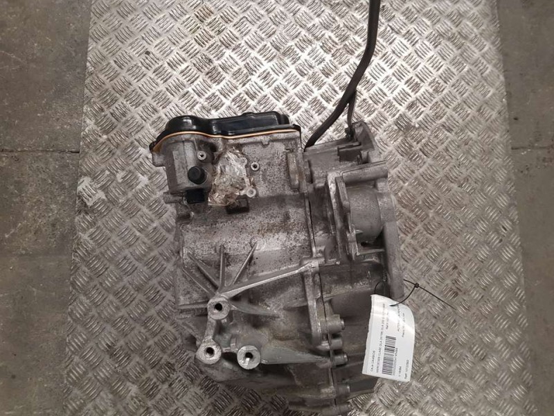 Recambio de caja cambios para mercedes-benz clase gla (w156) gla 200 cdi (156.908) referencia OEM IAM 724004 A2463701003 AUTOMAT