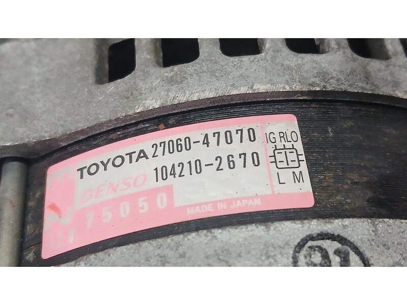 Recambio de alternador para toyota iq 2 referencia OEM IAM 2706047070 DENSO 1042102670