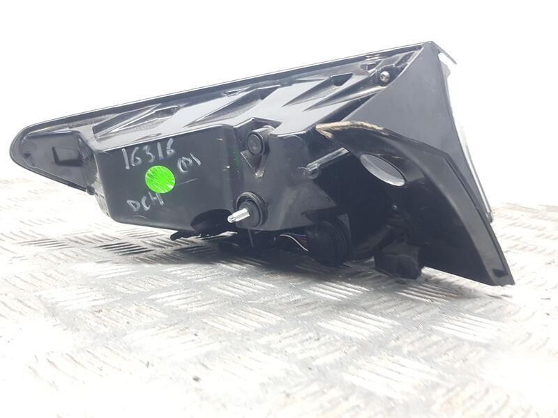 Recambio de piloto trasero derecho exterior para renault austral techno referencia OEM IAM 265502610R  EXTERIOR LED ROZADO