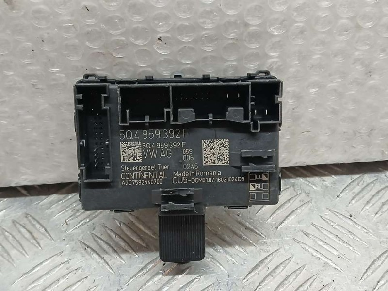 Recambio de modulo electronico para seat leon st (5f8) reference referencia OEM IAM 5Q4959392F A2C7582540700 CONTINENTAL