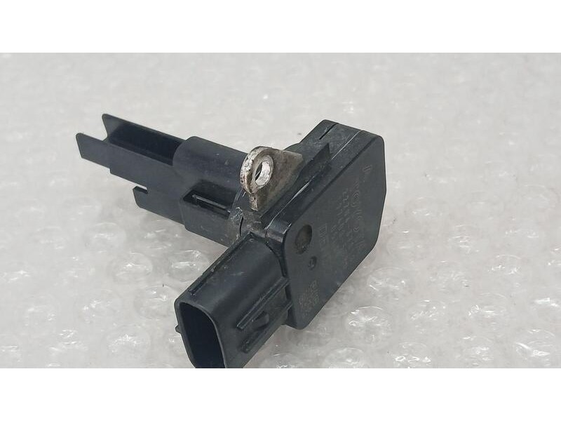 Recambio de caudalimetro para toyota iq 2 referencia OEM IAM 2220437010 DENSO 1974005080