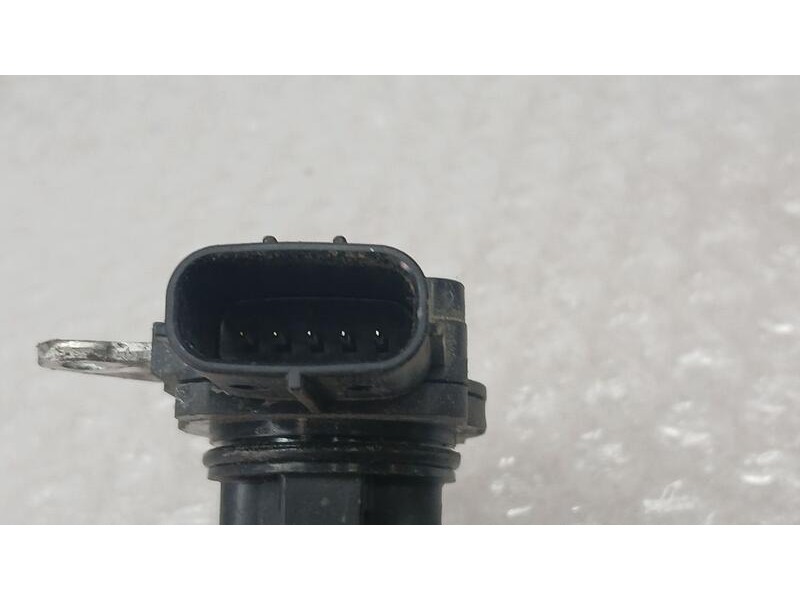 Recambio de caudalimetro para toyota iq 2 referencia OEM IAM 2220437010 DENSO 1974005080