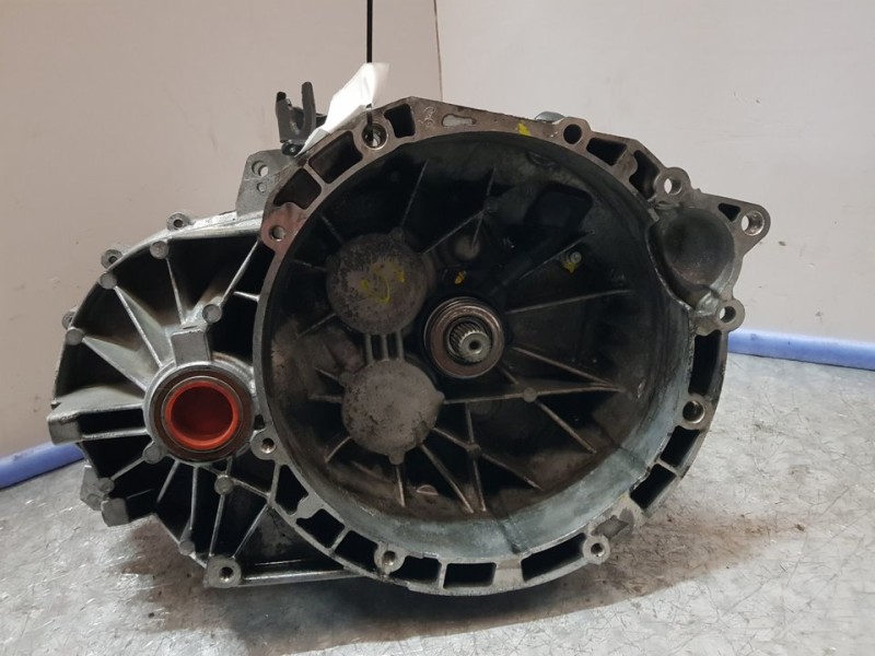 Recambio de caja cambios para ford focus lim. (cb4) trend referencia OEM IAM 8M5R7002FC 083659 6VELOCIDADES