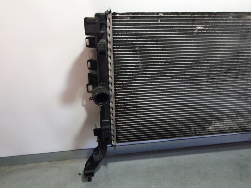 Recambio de radiador agua para renault laguna iii dynamique referencia OEM IAM 214100005R H9418006 BEHR