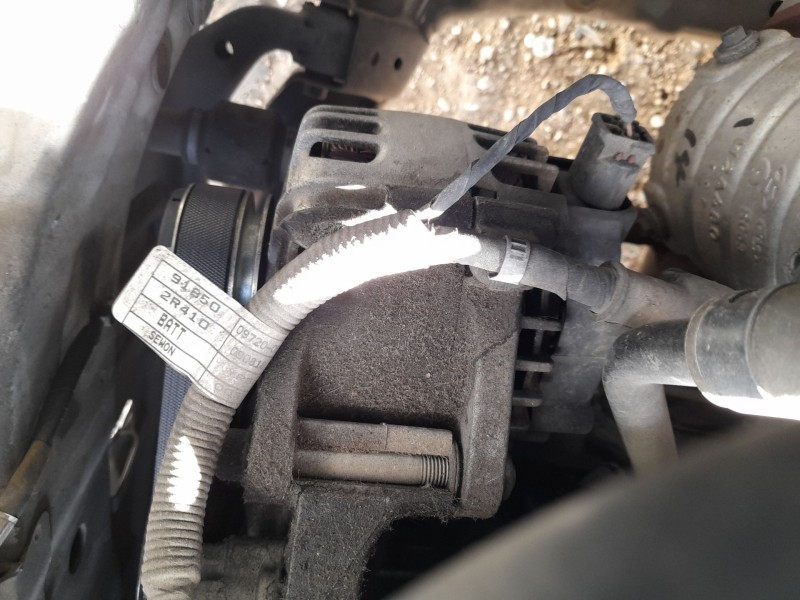 Recambio de alternador para hyundai i30 (fd) 1.6 crdi referencia OEM IAM 373002A500  