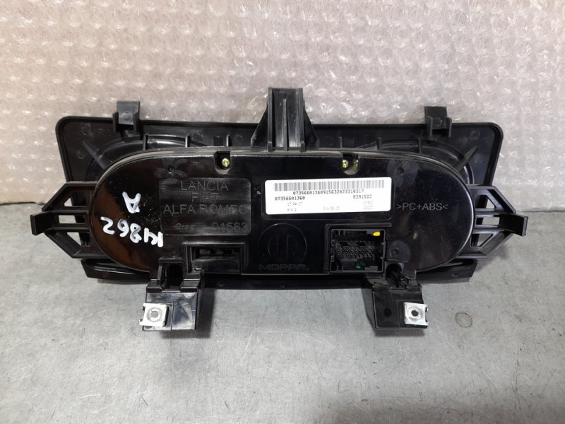 Recambio de mando climatizador para fiat tipo ii (357) berlina easy referencia OEM IAM 07356601360 839152Z 