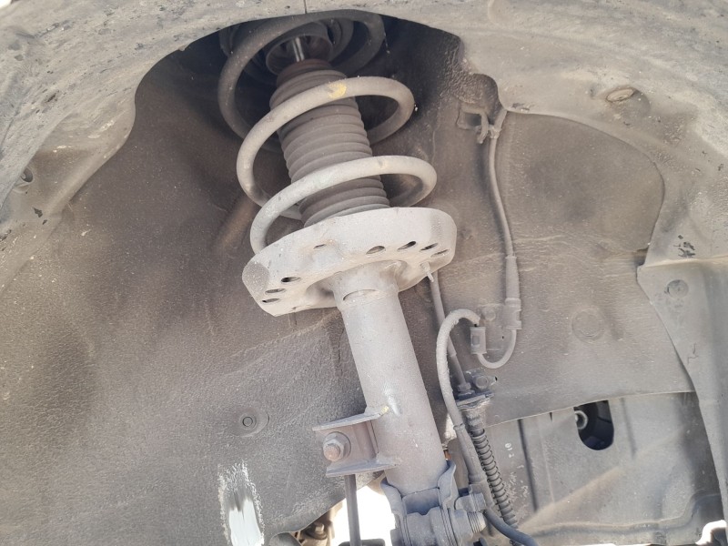 Recambio de amortiguador delantero derecho para hyundai i30 (fd) 1.6 crdi referencia OEM IAM   