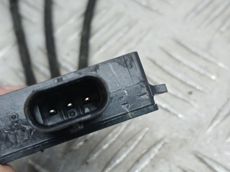 Recambio de sensor para mercedes-benz clase c (w206) c 300 de (206.208) referencia OEM IAM A0009058015 SENSATA 234306271525