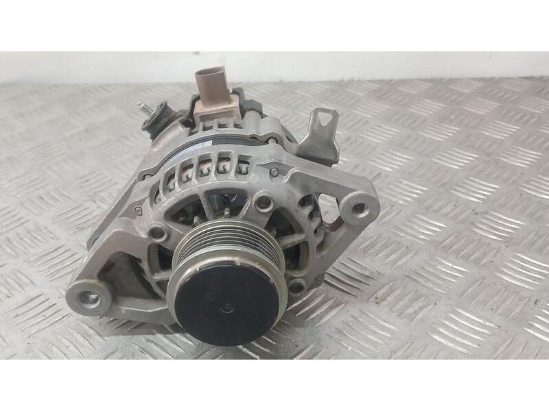 Recambio de alternador para toyota aygo x-cite referencia OEM IAM 270600Q160 DENSO TG1042109821