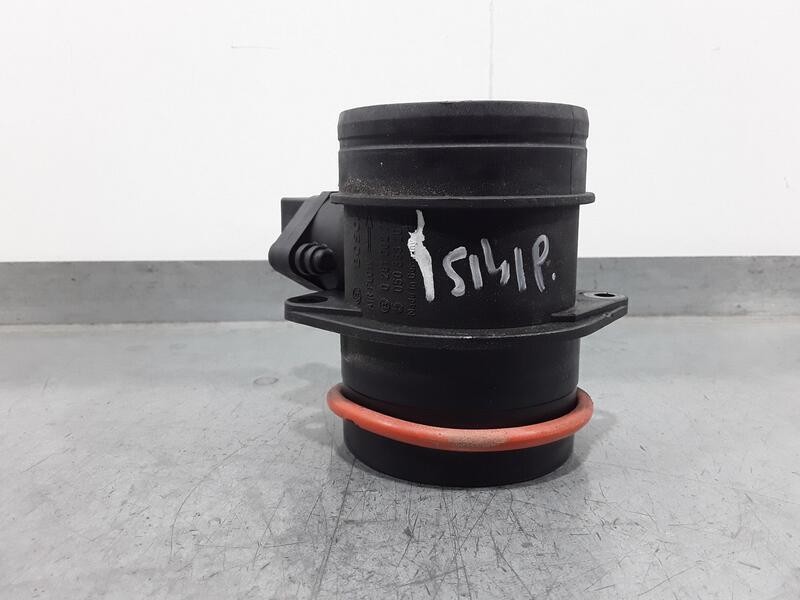 Recambio de caudalimetro para dodge caliber se referencia OEM IAM 05033320AA 0281002779 BOSCH