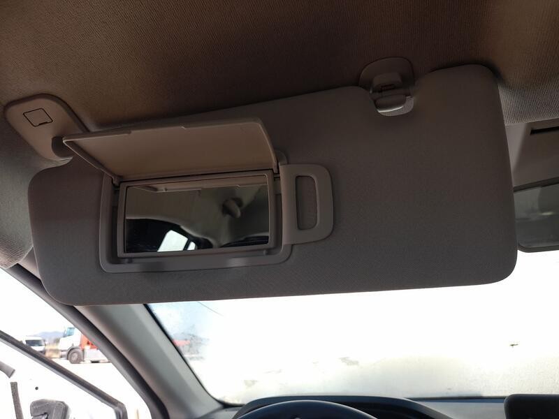 Recambio de parasol izquierdo para dacia sandero iii 1.0 tce 100 eco-g referencia OEM IAM 964011680R  