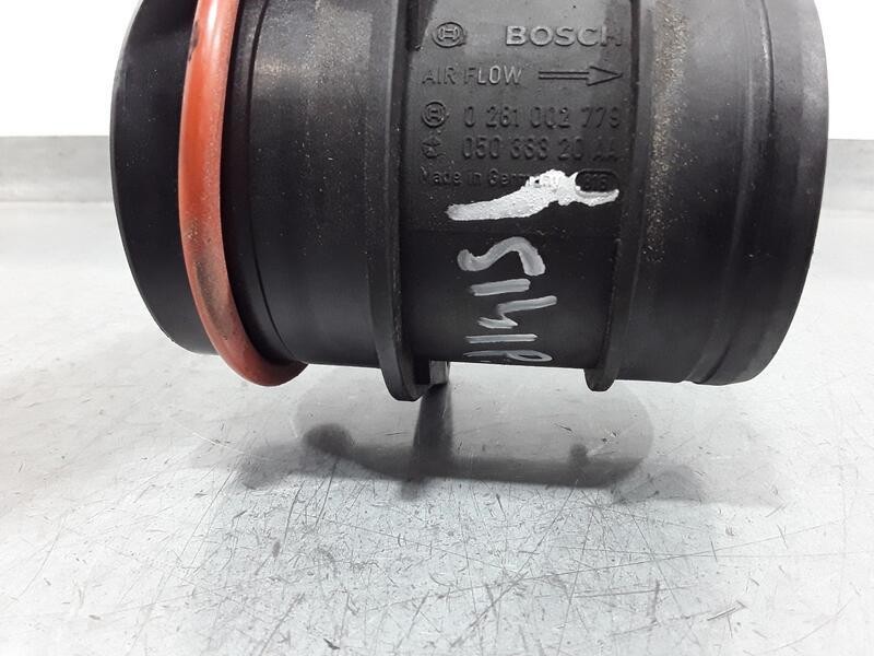 Recambio de caudalimetro para dodge caliber se referencia OEM IAM 05033320AA 0281002779 BOSCH