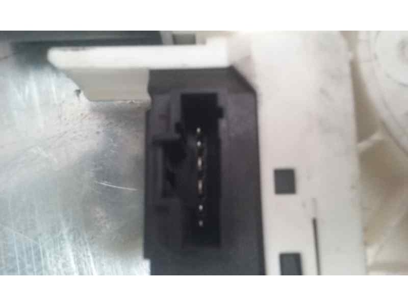 Recambio de elevalunas trasero derecho para renault laguna iii authentique referencia OEM IAM 827300001RA 6 PINS ELECTRICO