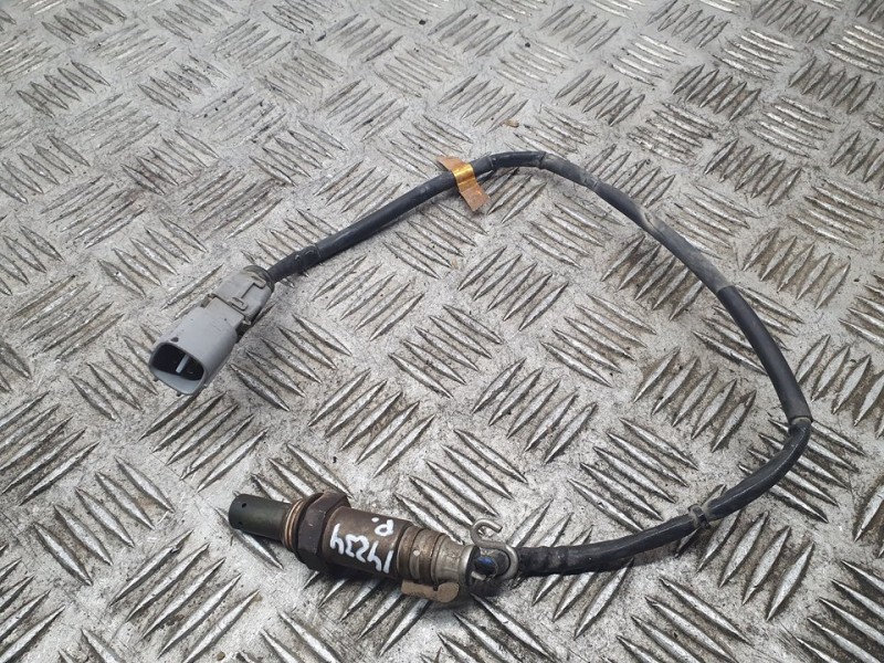 Recambio de sonda lambda para toyota auris touring sports (e18) hybrid active referencia OEM IAM 8946502380 358306B07 DENSO