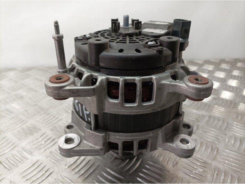 Recambio de alternador para volkswagen tiguan advance bmt referencia OEM IAM 04L903024T F000BL08M8 BOSCH