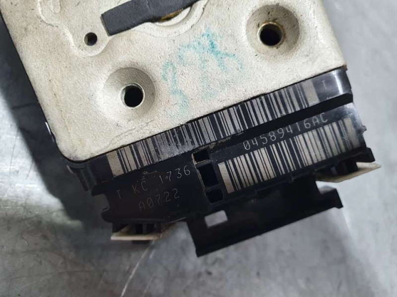 Recambio de cerradura puerta delantera derecha para dodge caliber se referencia OEM IAM 04589416AC  4 PINES