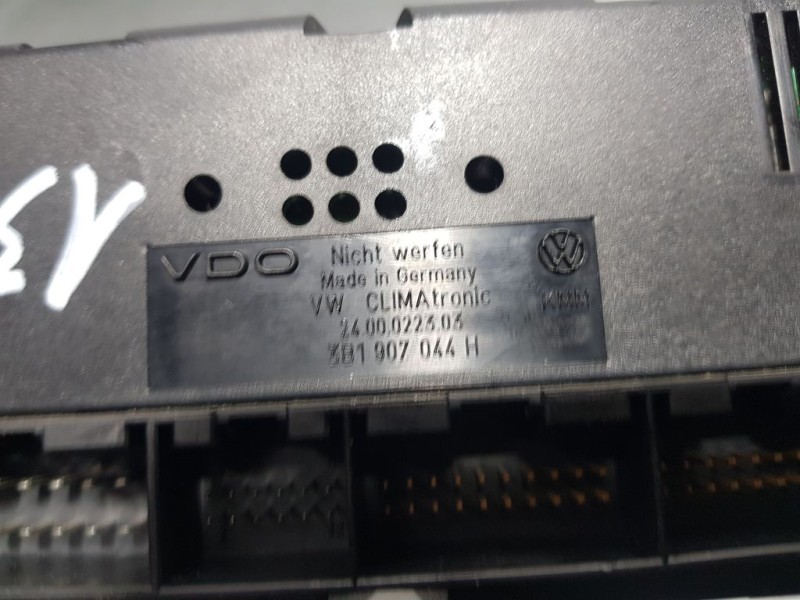 Recambio de mando climatizador para volkswagen passat berlina (3b3) comfortline referencia OEM IAM 3B1907044H 2400022303 VDO