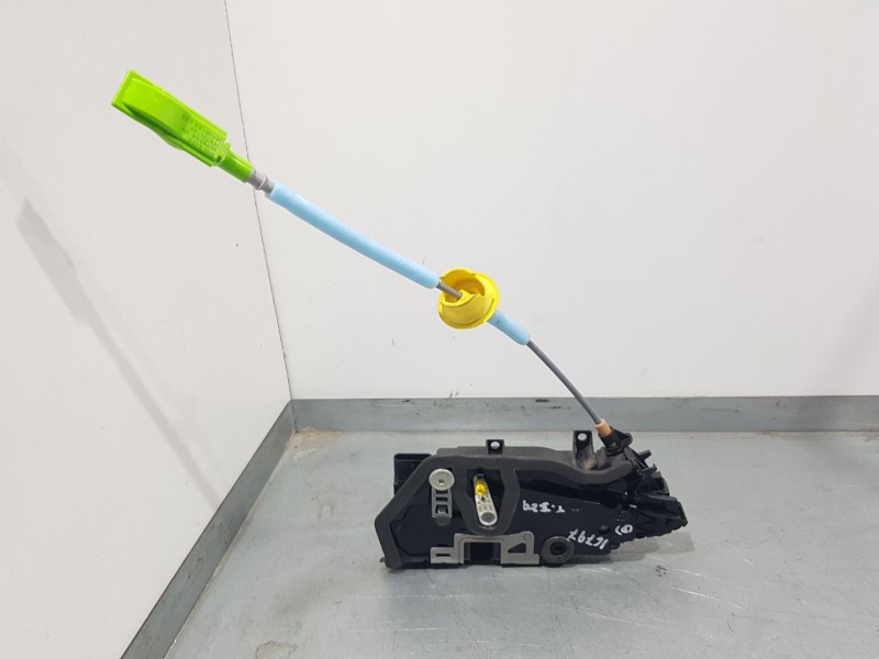 Recambio de cerradura puerta trasera izquierda para bmw x1 (u11) sdrive 18 i referencia OEM IAM 7445045 5 PINS 