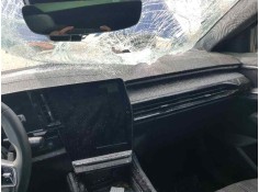 Recambio de salpicadero para renault austral techno referencia OEM IAM 681036904R  C/AIRBAG Y TOCADO