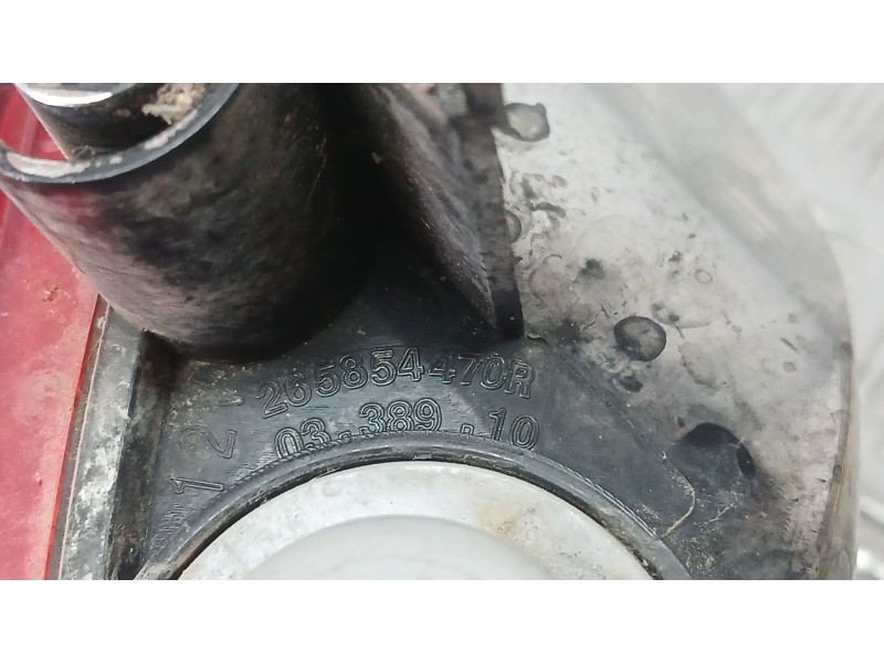 Recambio de piloto trasero izquierdo paragolpes para dacia sandero iii 1.0 tce 100 eco-g referencia OEM IAM 265854470R  