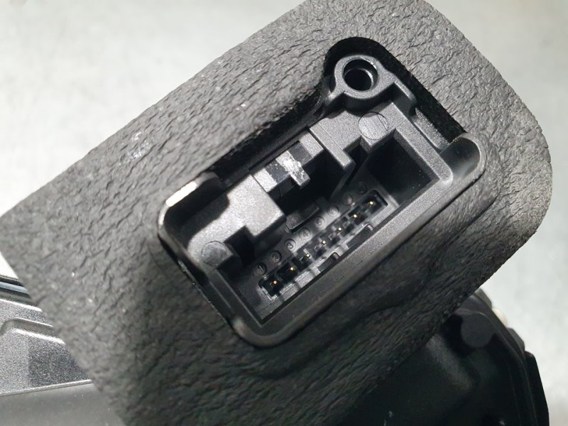 Recambio de cerradura puerta delantera derecha para volkswagen tiguan advance bmt referencia OEM IAM 5NB837016E JPS111019 7 PINE