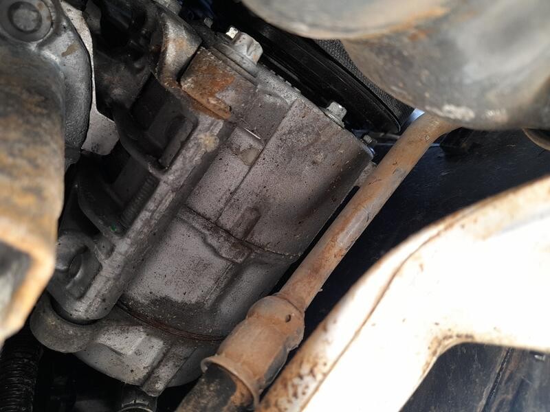 Recambio de compresor aire acondicionado para bmw x1 (u11) sdrive 18 i referencia OEM IAM 64525A5C711  