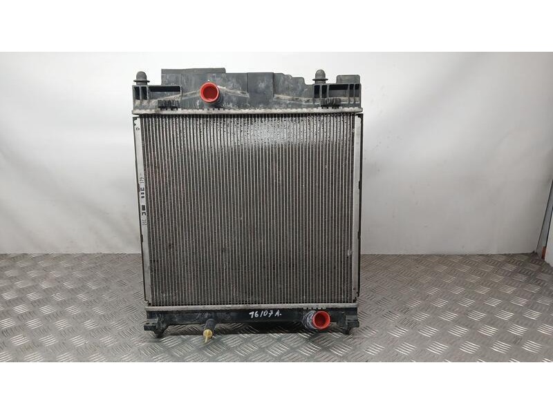 Recambio de radiador agua para toyota iq 2 referencia OEM IAM 1640040220  4221341792