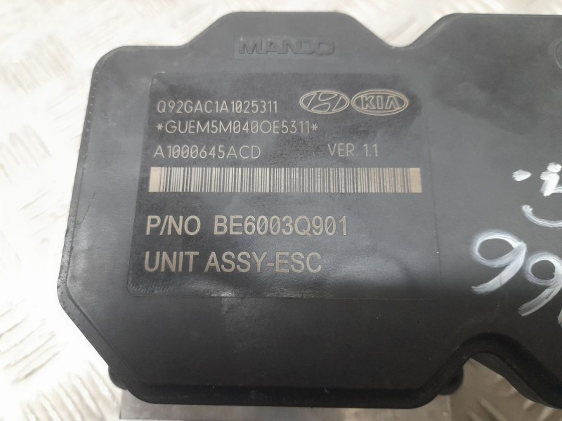 Recambio de abs para kia carens iv 1.7 crdi referencia OEM IAM 58910A4610 MANDO KLJD3H0185S0