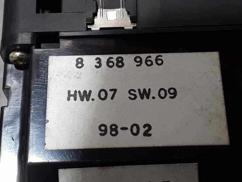 Recambio de mando elevalunas delantero izquierdo para bmw serie 5 berlina (e39) 525tds referencia OEM IAM 8368966  