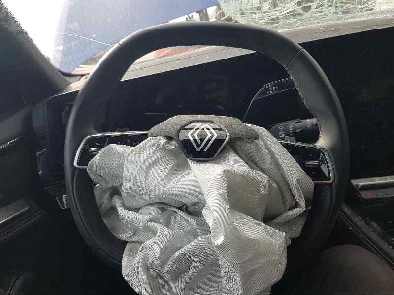 Recambio de volante para renault austral techno referencia OEM IAM 484001378R  