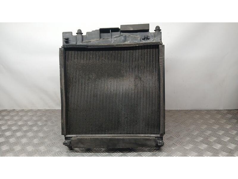 Recambio de radiador agua para toyota iq 2 referencia OEM IAM 1640040220  4221341792