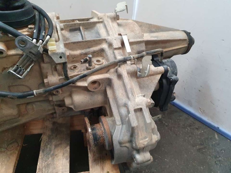 Recambio de caja transfer para nissan navara pick-up (d40m) double cab le 4x4 referencia OEM IAM 3126X68317  