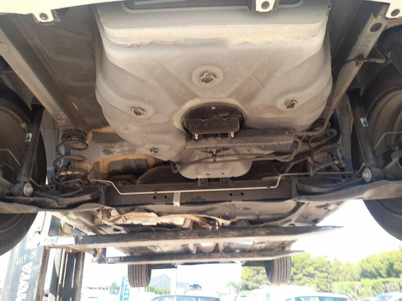 Recambio de puente trasero para dacia sandero iii 1.0 tce 100 eco-g referencia OEM IAM 555012504R TAMBOR C/ABS Y 4 TORNILLOS 