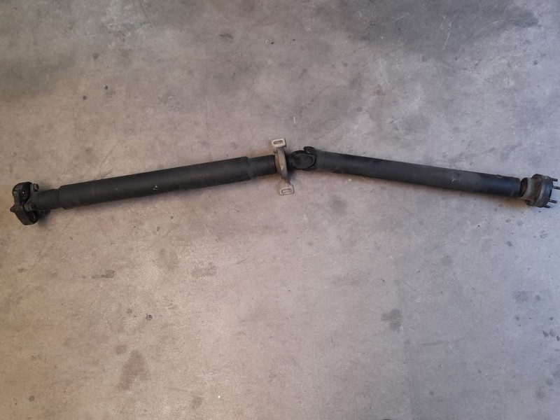 Recambio de transmision central para bmw serie 5 berlina (e39) 525tds referencia OEM IAM SIN REF  TRASERA